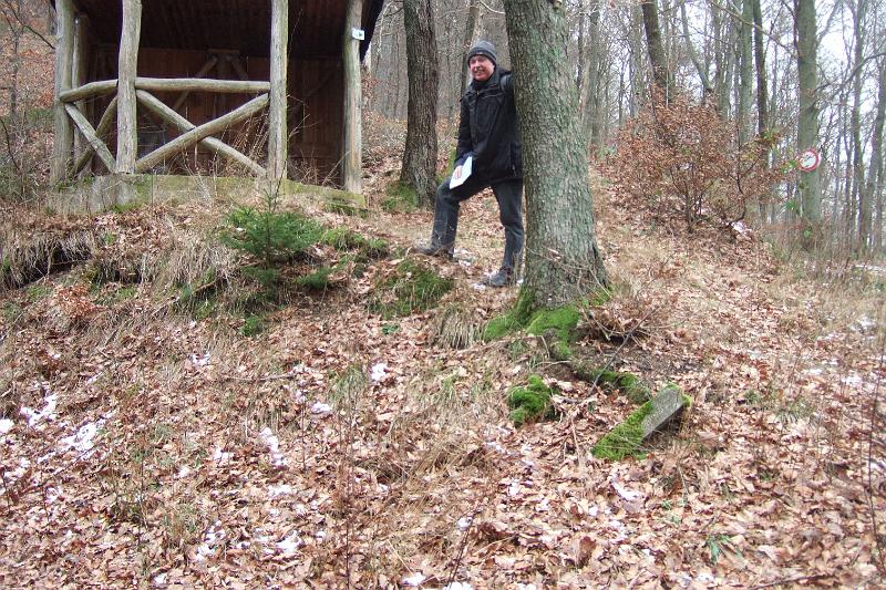 2009-12- (207).JPG - Unsere dritte Wanderung: Auf dem Weg zum Hausberg von Bad Sachsa, dem Ravensberg - Zwischenstation an der Kreuzeckhütte